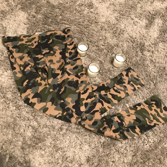 Camo Leggings - Donating to @markwelch - Picture 2 of 3
